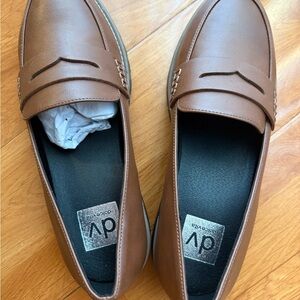 DV by Dolce Vita Women’s Brown Loafers